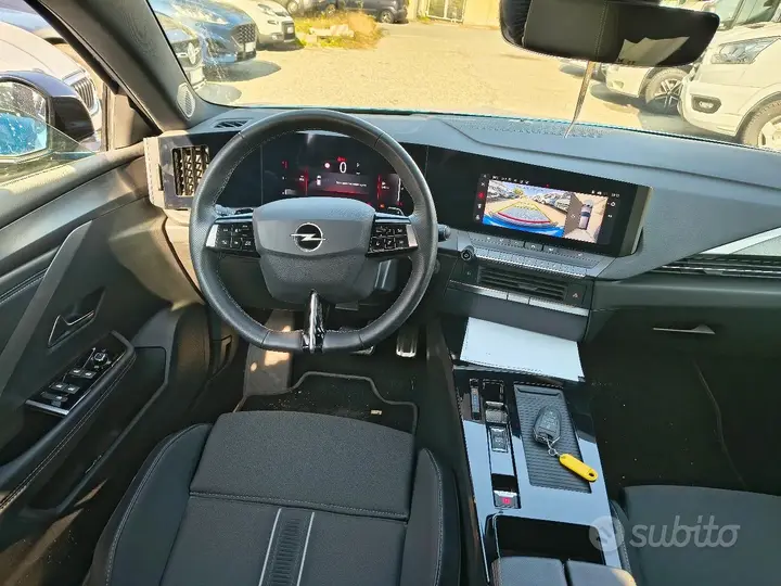 Opel Astra 2024 photo 3
