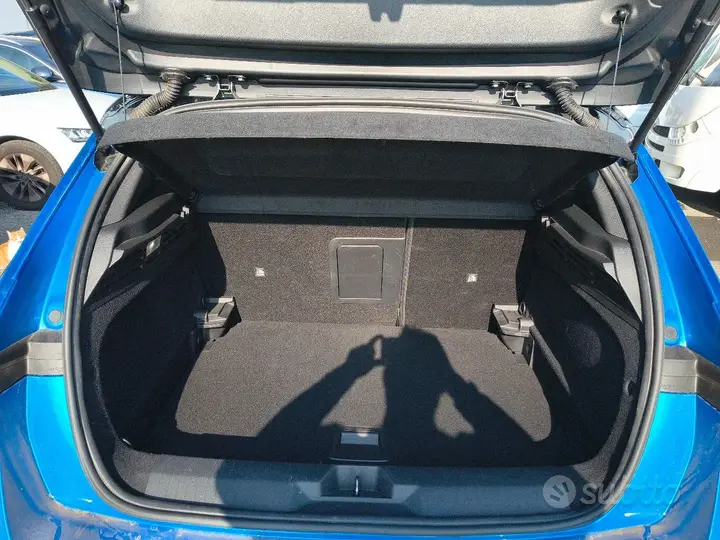 Opel Astra 2024 photo 5