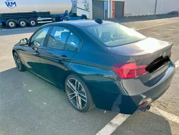 BMW 320I