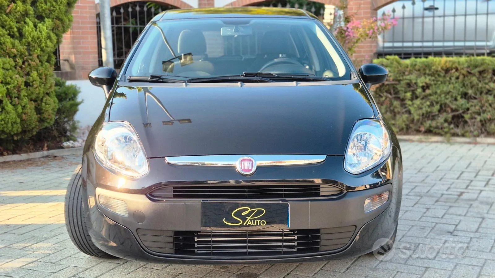 Fiat Punto Evo 2011 photo 2