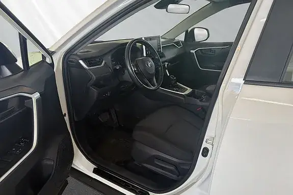 Toyota Rav4 2020 photo 5