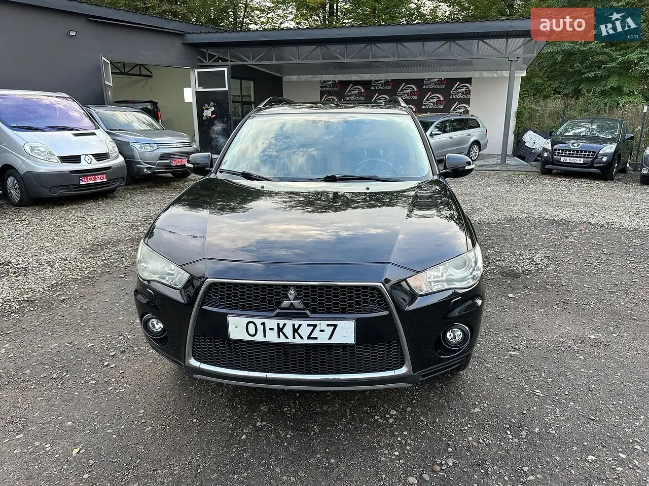 Mitsubishi Outlander 2011 photo 5