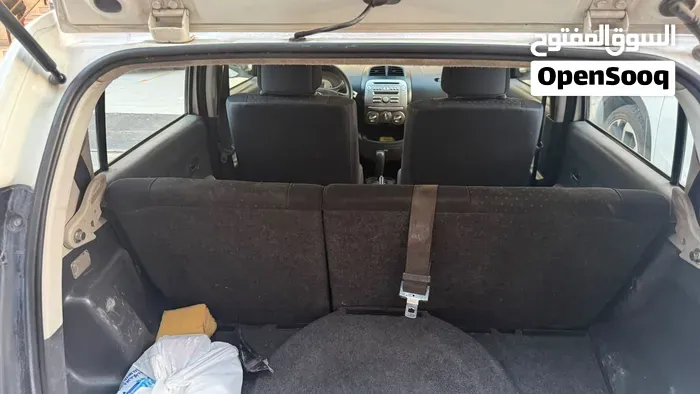 Daihatsu Sirion 2016 photo 4