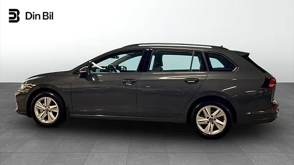 Volkswagen Golf I 2026 photo 2