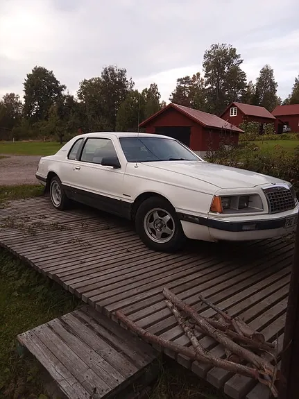 Ford Thunderbird