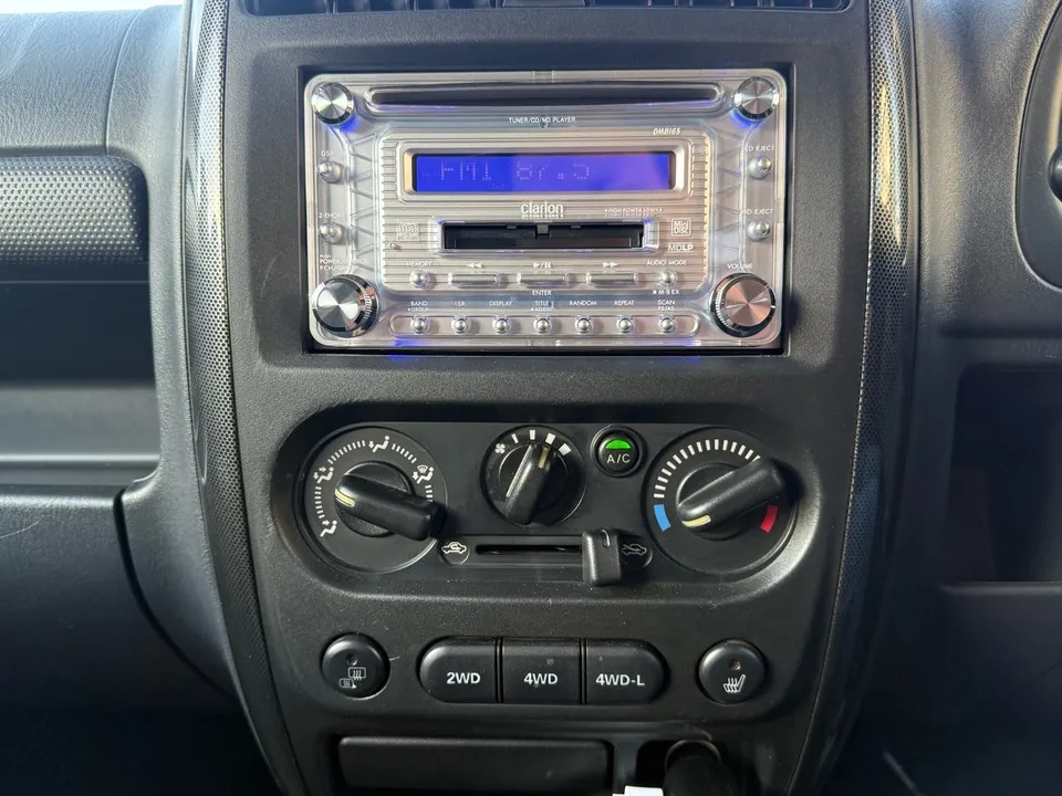 Suzuki Jimny 2009 photo 5