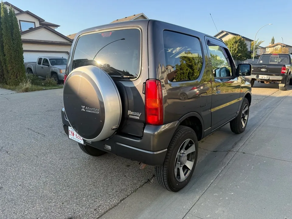 Suzuki Jimny 2009 photo 2