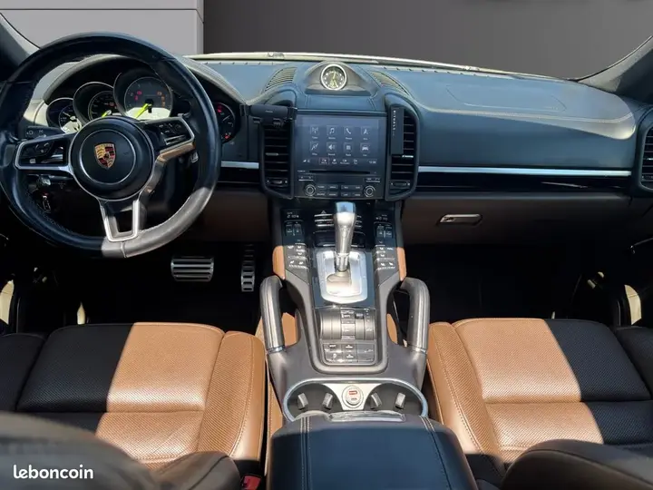 Porsche Cayenne 2017 photo 2