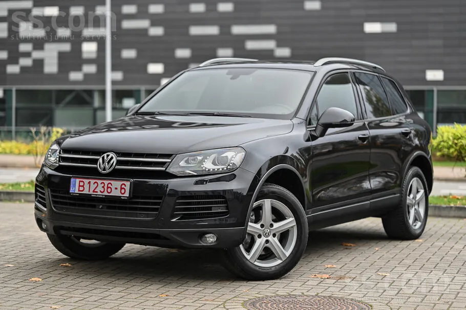 Volkswagen Touareg 2012 photo 2