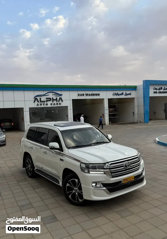 Toyota Land Cruiser Gxr 2014 photo 2