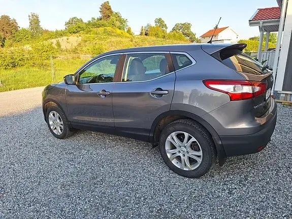 Nissan Qashqai 2016 photo 2