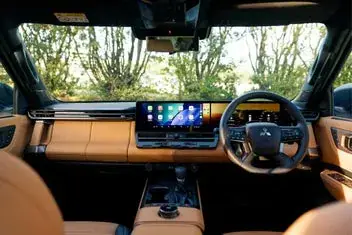 Mitsubishi Pajero 2026 photo 4