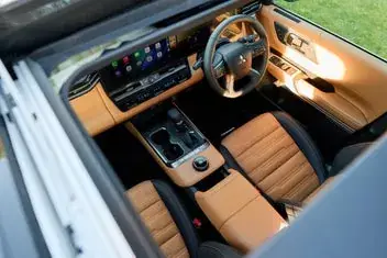 Mitsubishi Pajero 2026 photo 3