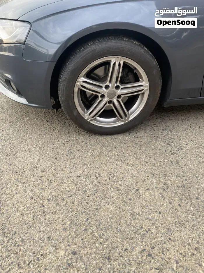 Audi A4 2009 photo 3