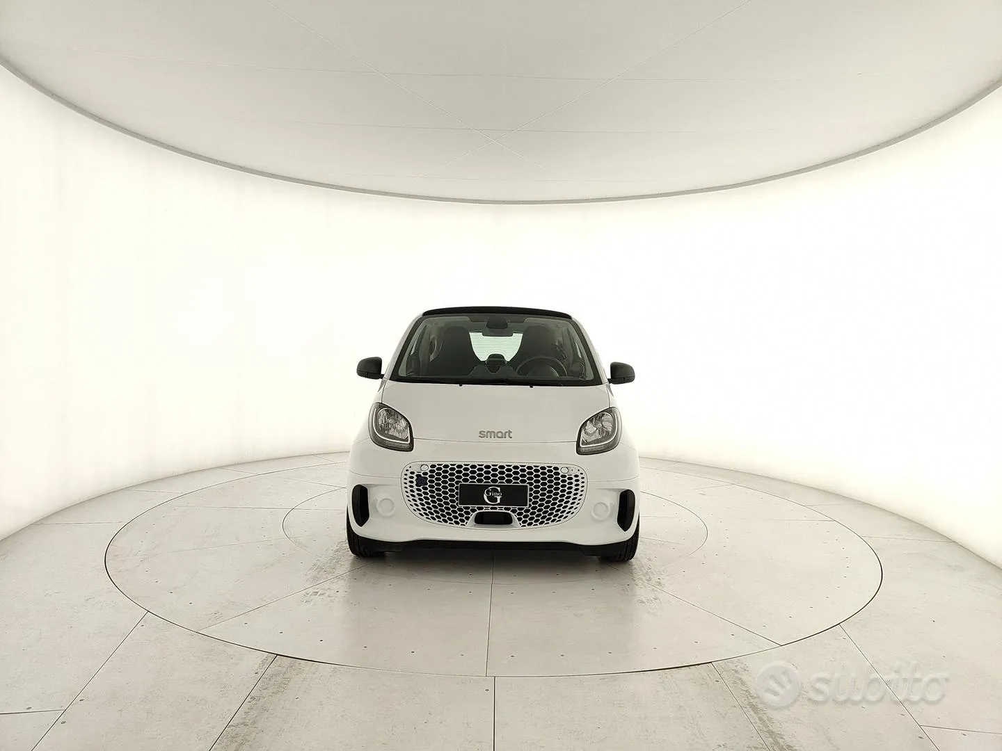 Smart Fortwo 2022 photo 2
