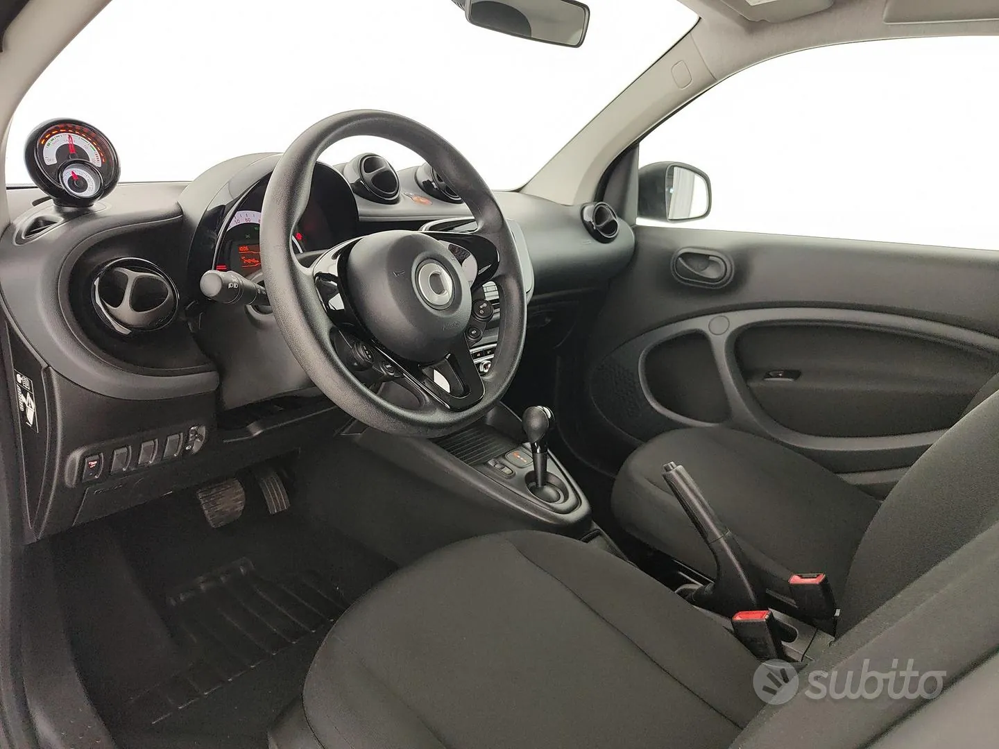 Smart Fortwo 2022 photo 5
