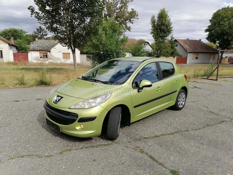 Peugeot 207 2007 photo 2
