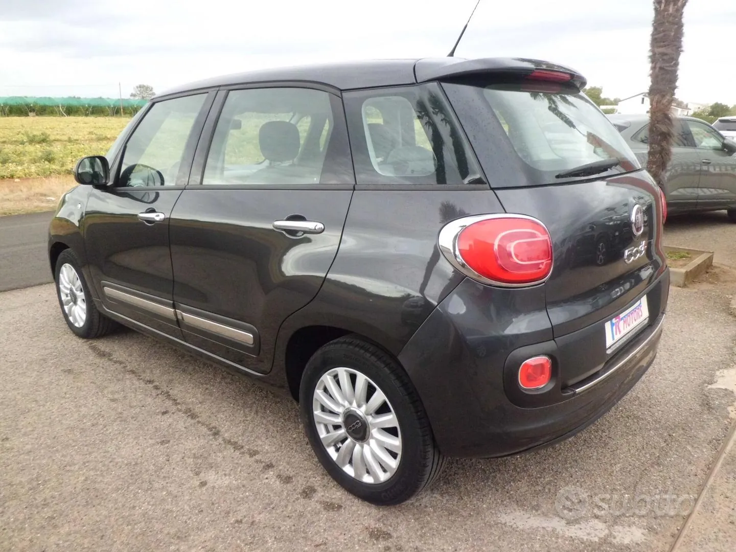 Fiat 500L 2014 photo 4