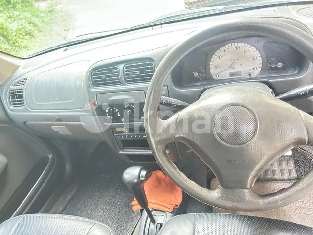 Suzuki Baleno 2003 photo 3