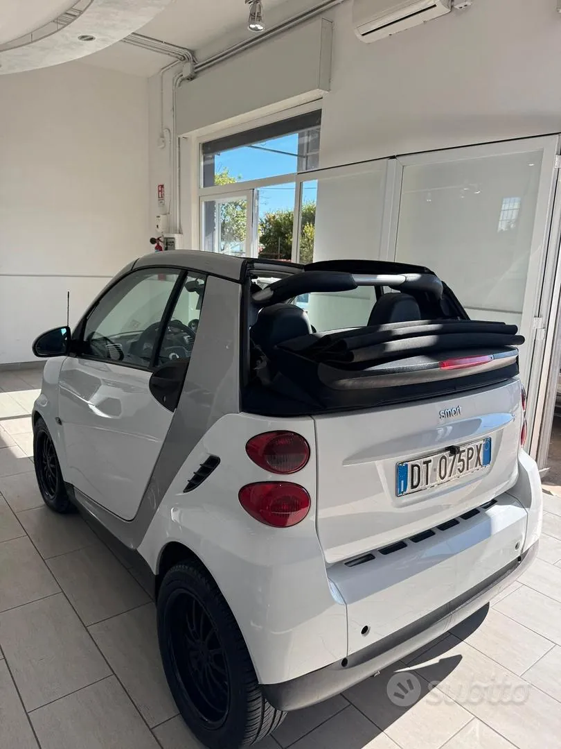 Smart Fortwo 2009 photo 2