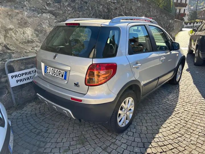Fiat Sedici 2011 photo 2