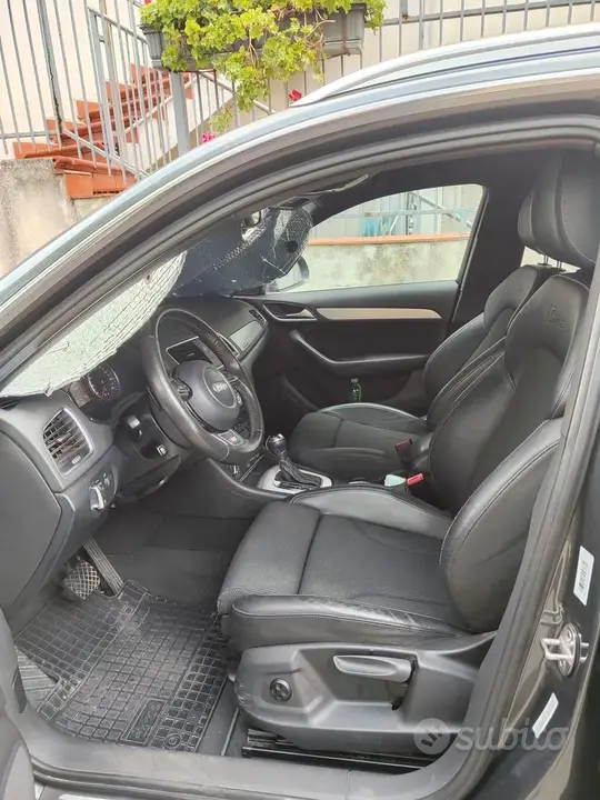 Audi Q3 2016 photo 2