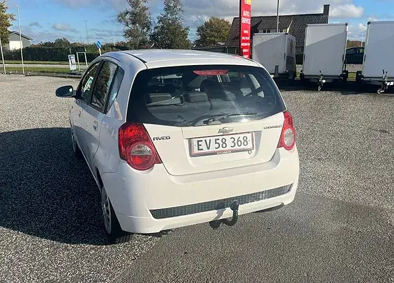 Chevrolet Aveo 2009 photo 3