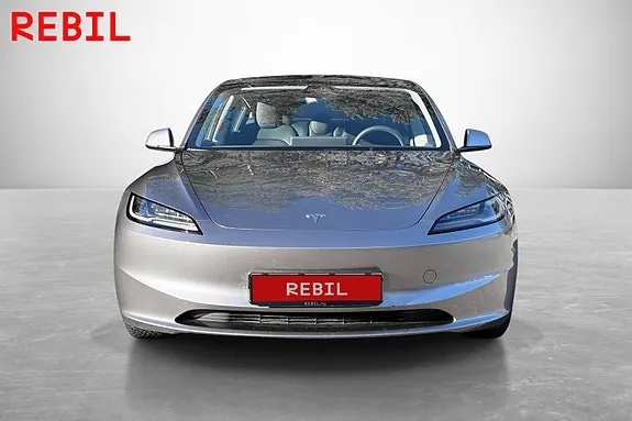 Tesla Model 3 2025 photo 2