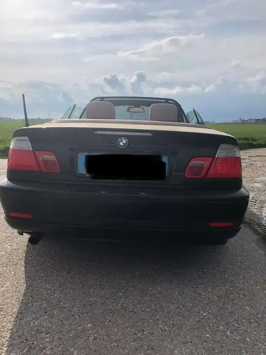 BMW 3 Series 2004 photo 3