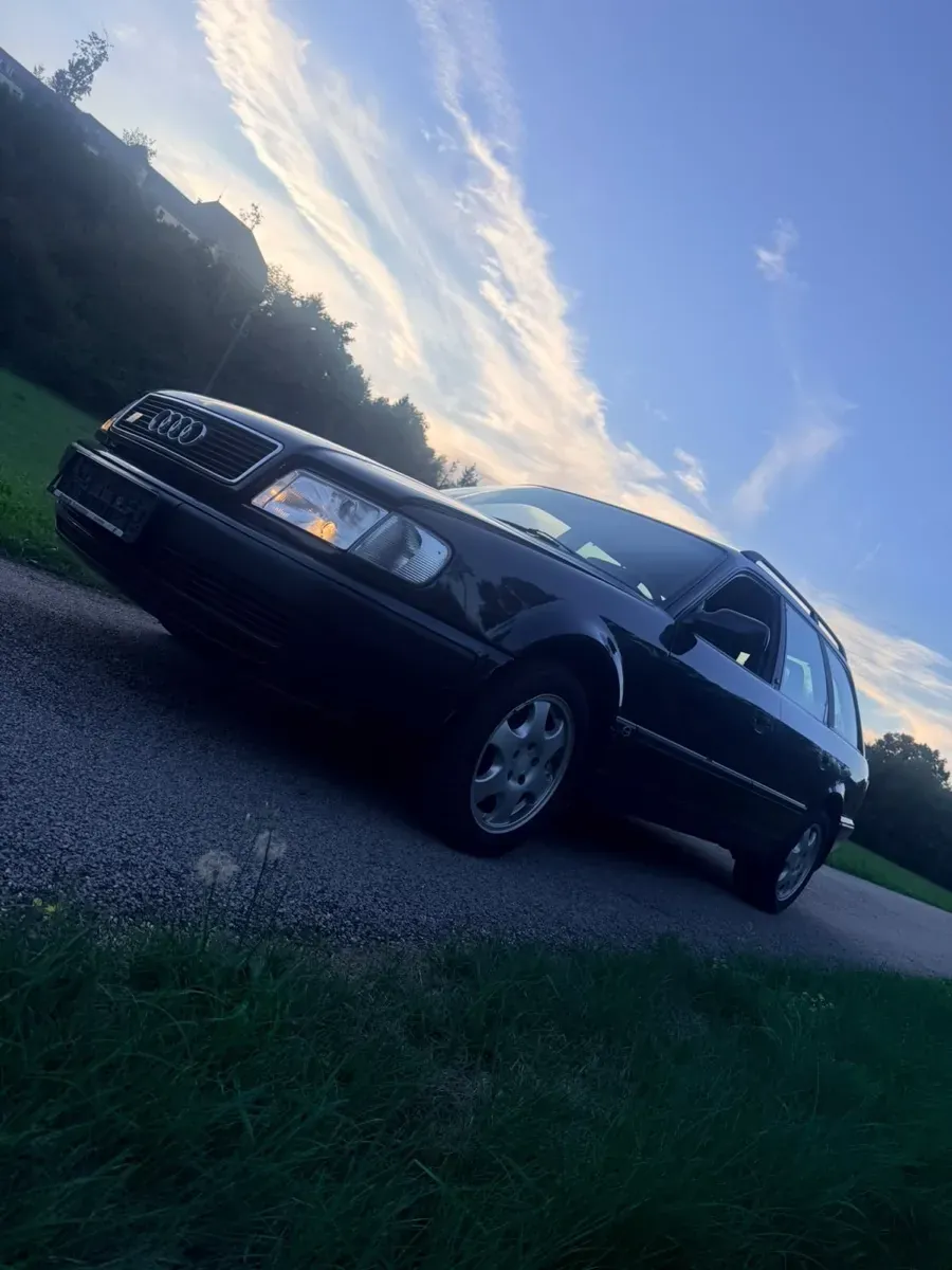 Audi 100 1993 photo 2