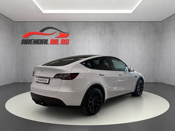 Tesla Model Y 2022 photo 5