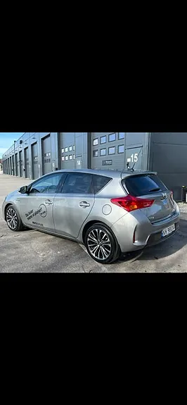 Toyota Auris 2014 photo 4