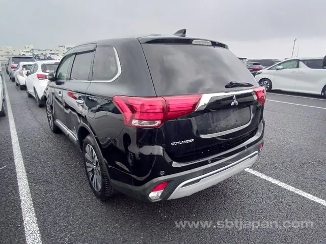 Mitsubishi Outlander 2019 photo 3