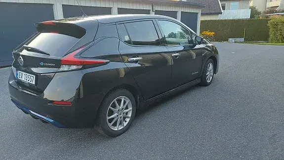 Nissan Leaf 2018 photo 5