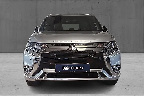 Mitsubishi Outlander 2019 photo 2