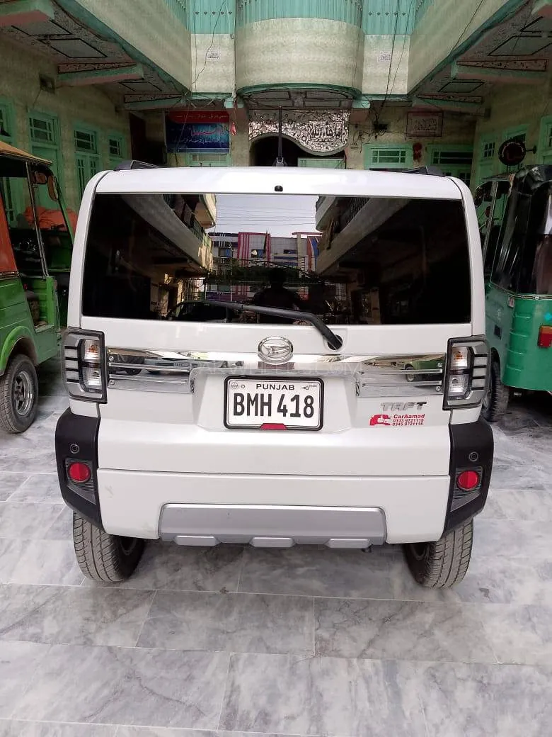 Daihatsu Taft