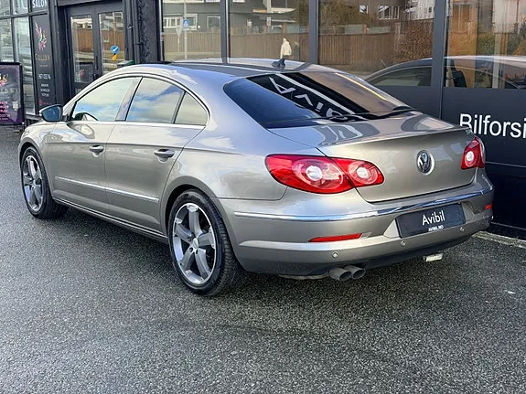 Volkswagen Passat Cc 2010 photo 3