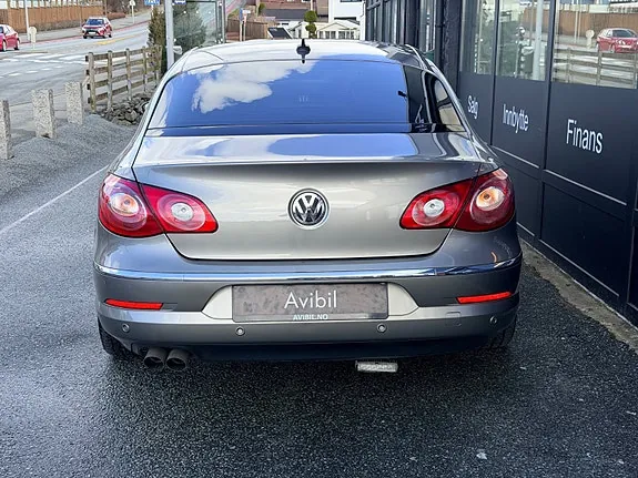 Volkswagen Passat Cc 2010 photo 4