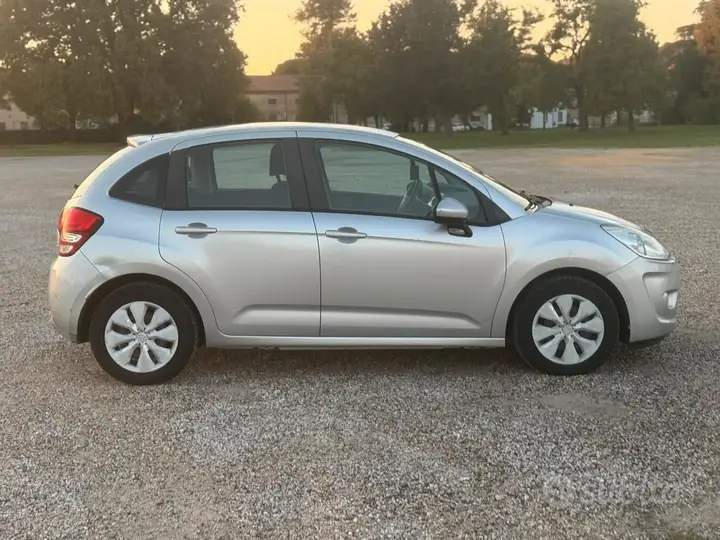 Citroen C3 2011 photo 4