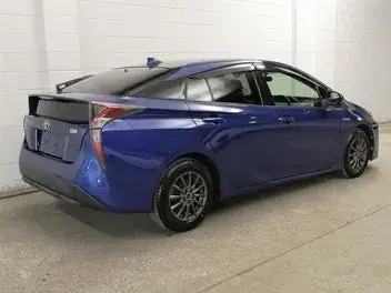 Toyota Prius 2016 photo 3