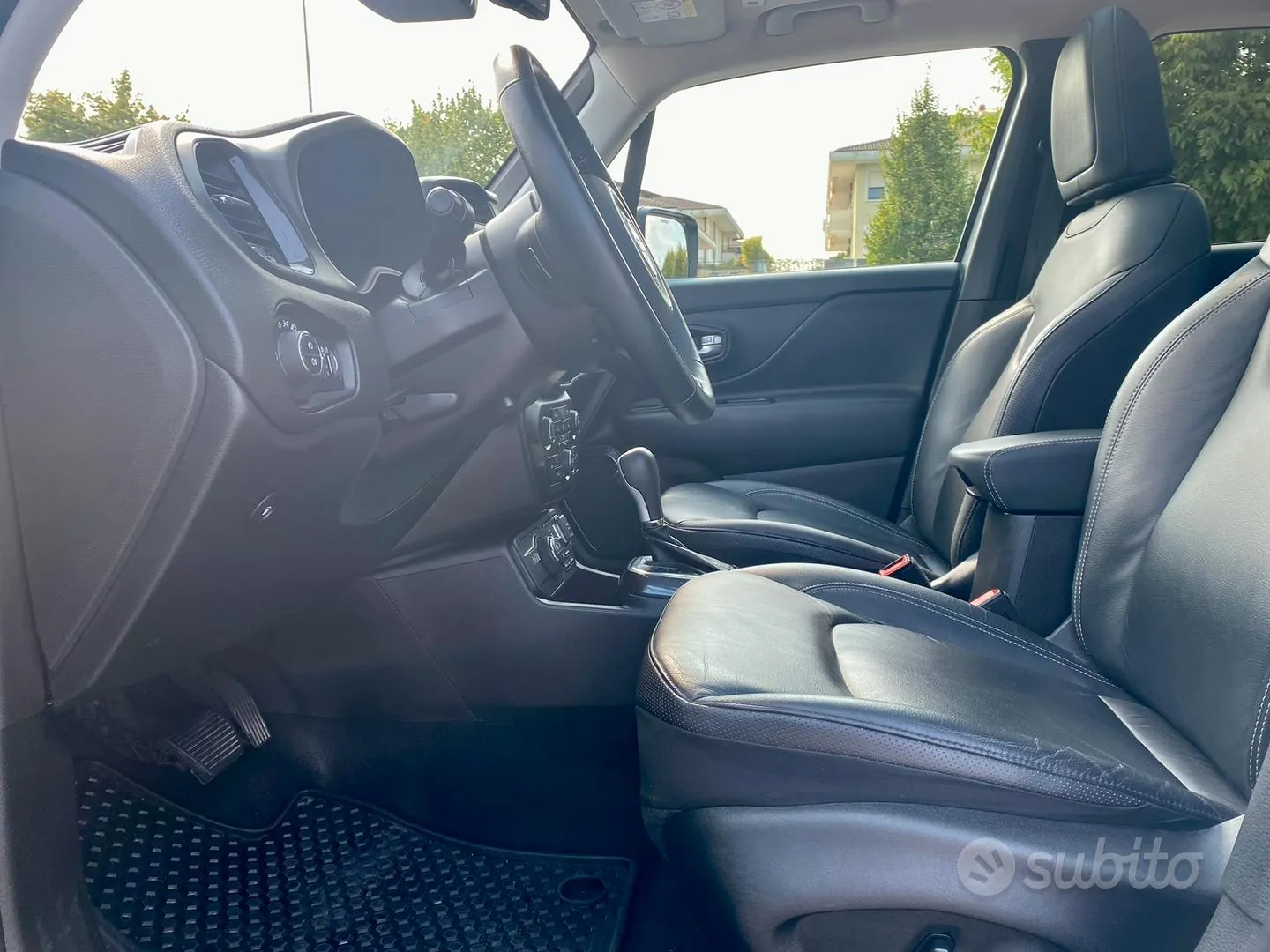 Jeep Renegade 2022 photo 4