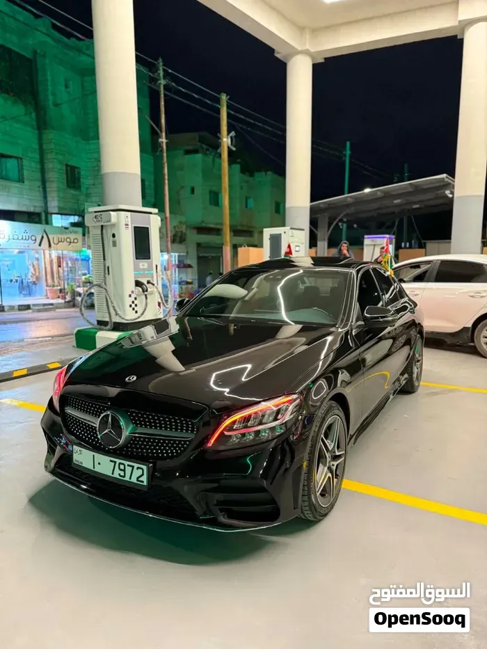 Mercedes-Benz C200