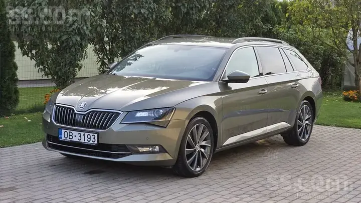 Skoda Superb 2007 photo 2