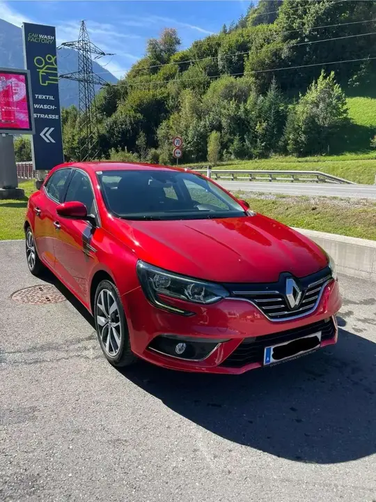 Renault Mégane 2016 photo 2