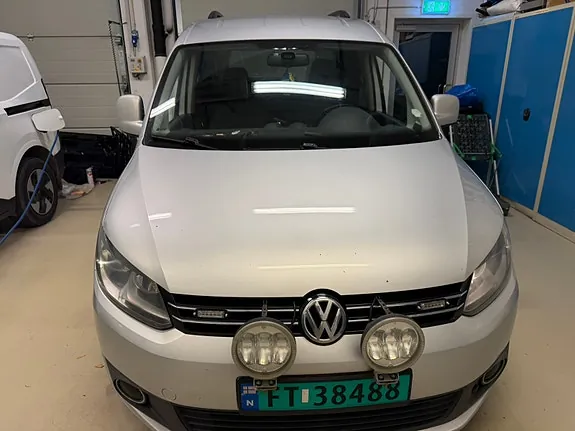 Volkswagen Caddy 2012 photo 2