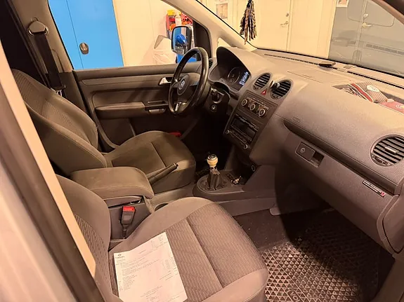 Volkswagen Caddy 2012 photo 5
