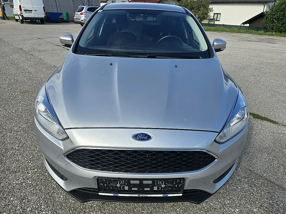 Ford Focus 2018 photo 2