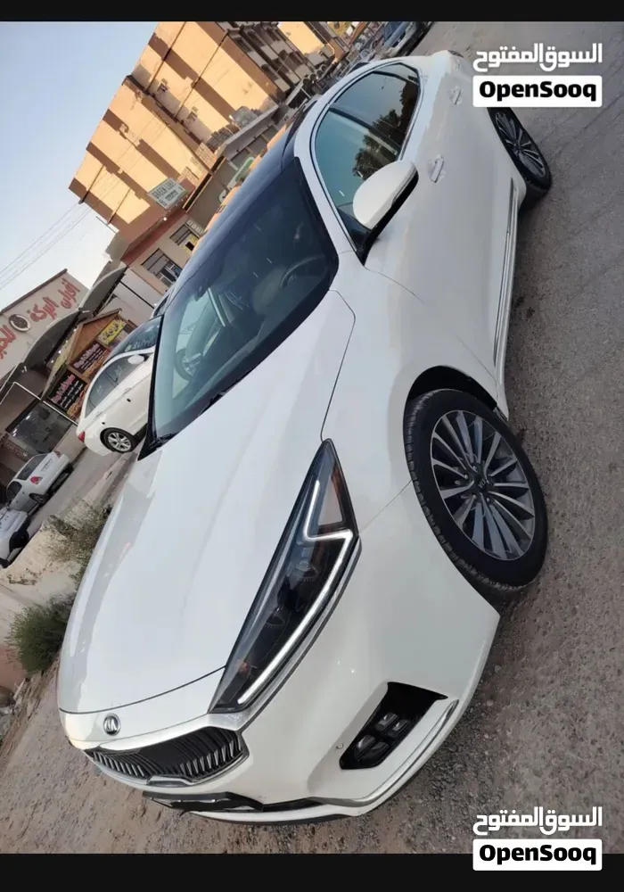 Kia Cadenza 2017 photo 4