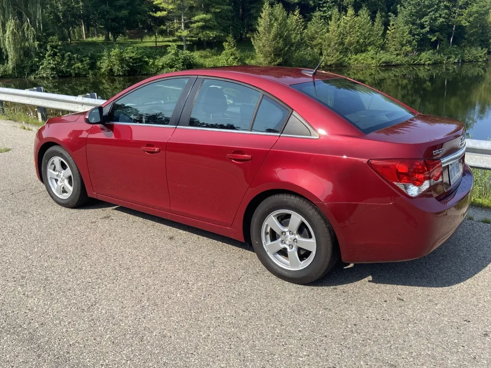 Chevrolet Cruze 2014 photo 2