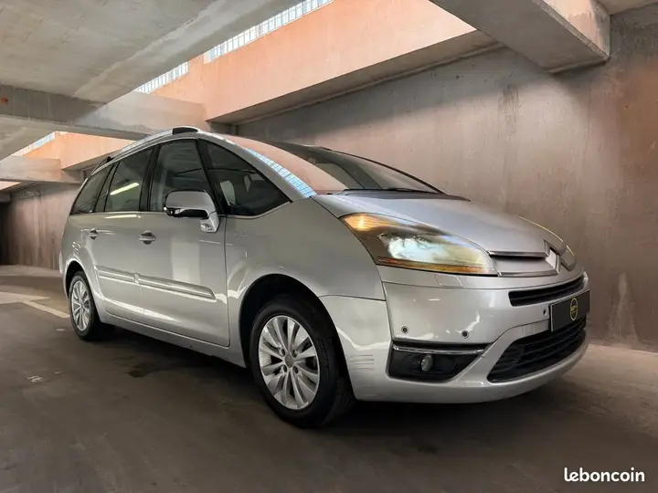 Citroen C4 Picasso 2009 photo 3